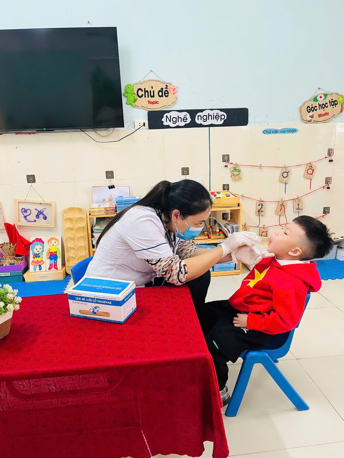 ảnh khám sức khỏe 2