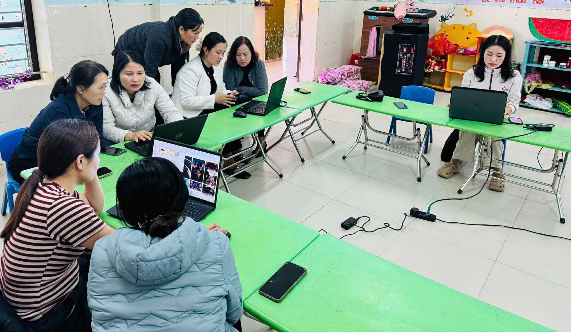 Sinh hoạt tổ chuyên môn